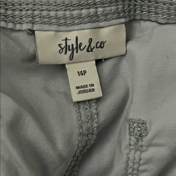 Style & Co. tan/khaki capri pants with drawstring pulls at bottom sz 14P - Picture 7 of 7